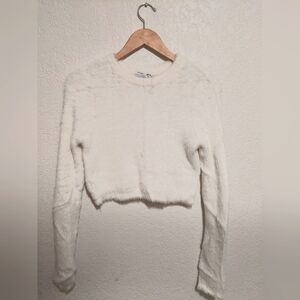 Stradivarius Women's Suzzy White Cropped Sweater NWOT